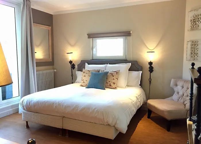 Bed and Breakfast La Clarte 4*
